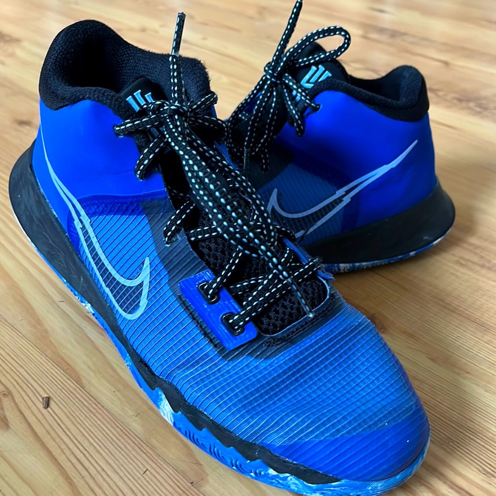 Nike Hustle Kids Shoes